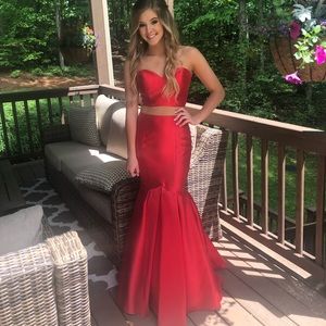 Red 2 piece prom dress